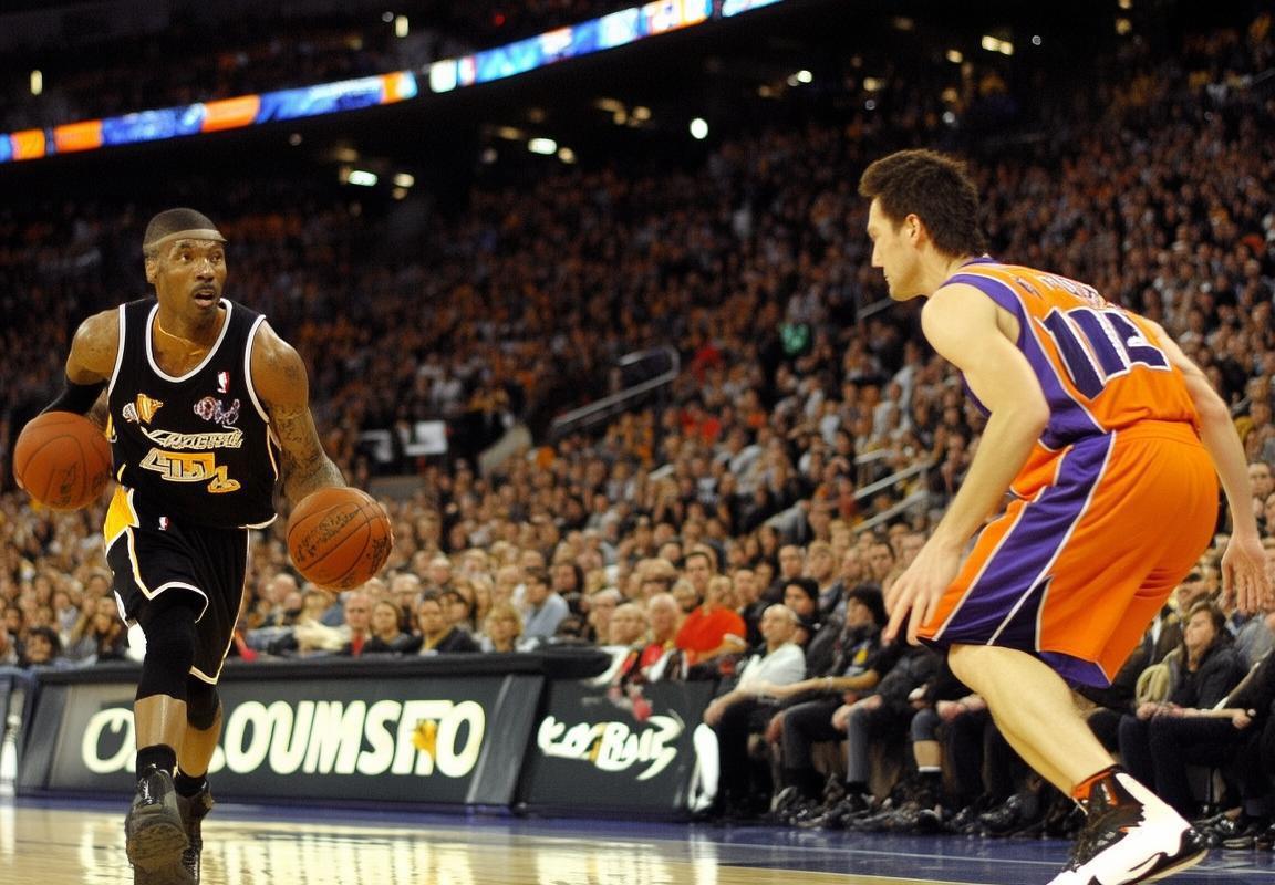 2007年NBA季后赛：科比纳什巅峰对决回顾(图2)